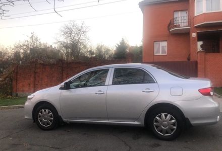 Продам Toyota Corolla 2012 года в Киеве