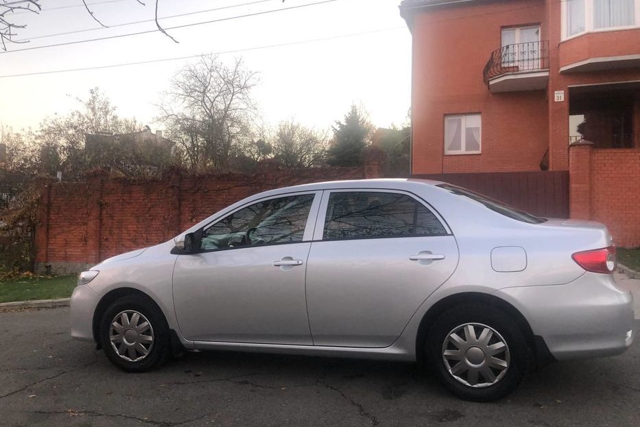 Продам Toyota Corolla 2012 года в Киеве