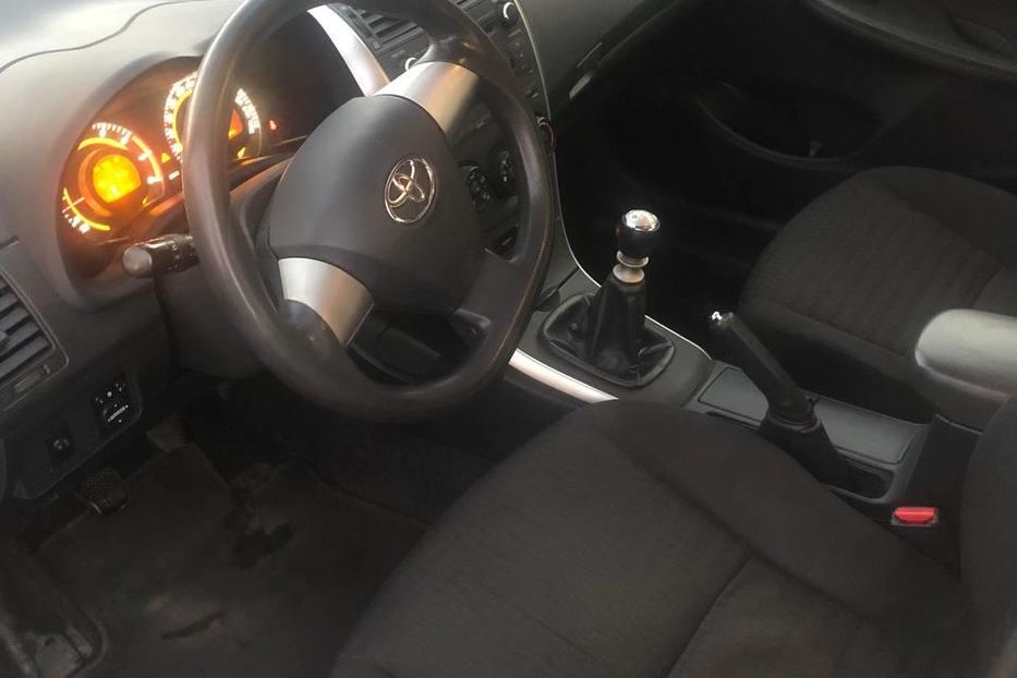 Продам Toyota Corolla 2012 года в Киеве