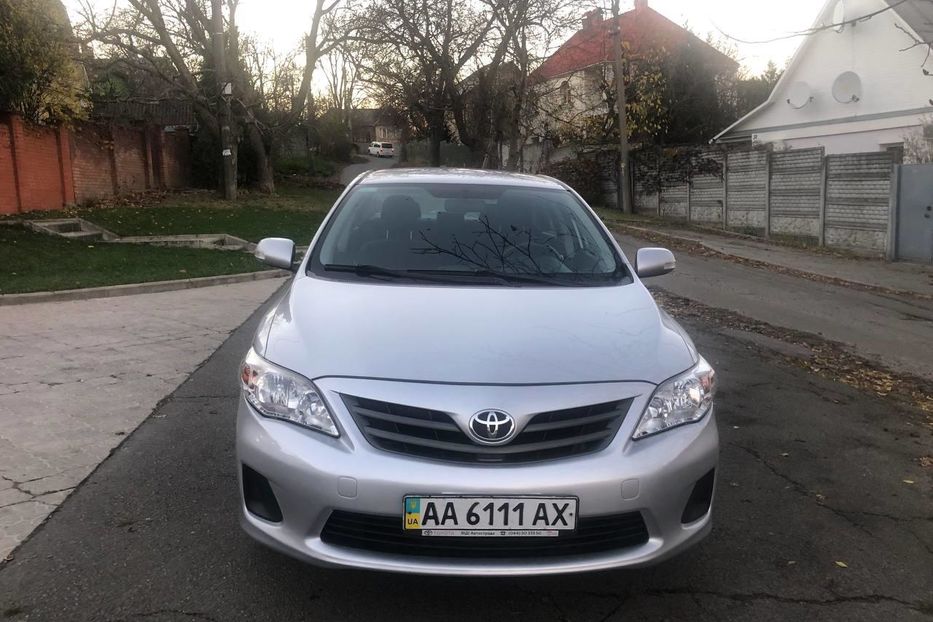 Продам Toyota Corolla 2012 года в Киеве