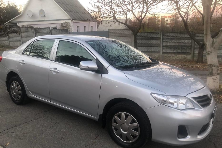 Продам Toyota Corolla 2012 года в Киеве