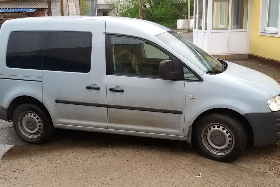 Продам Volkswagen Caddy пасс. 2008 года в Киеве