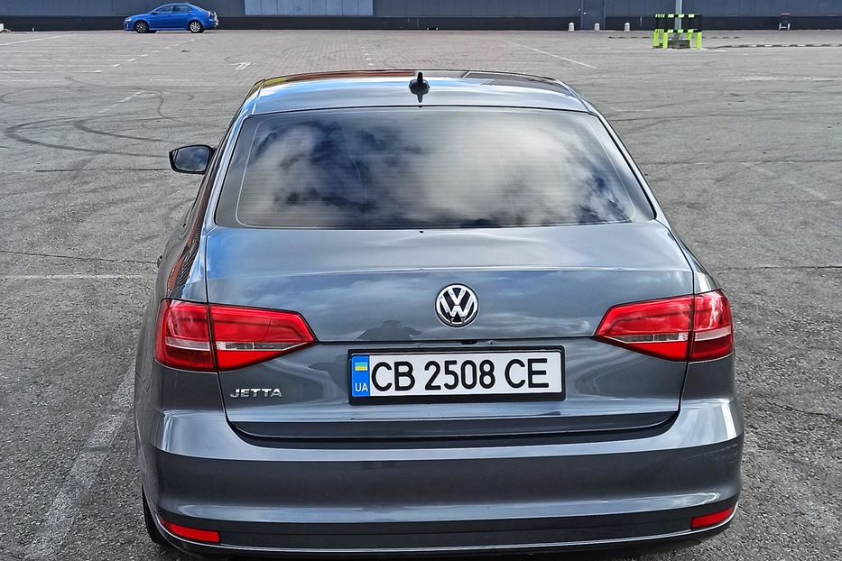 Продам Volkswagen Jetta 2015 года в Киеве