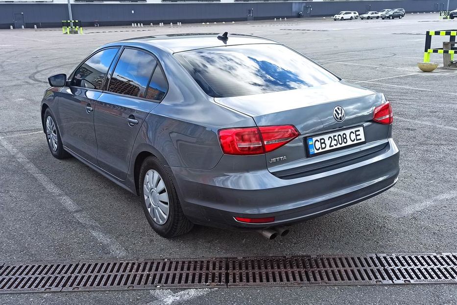 Продам Volkswagen Jetta 2015 года в Киеве