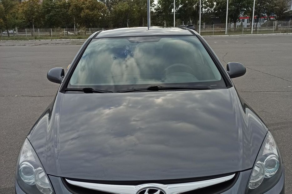 Продам Hyundai i30  2011 года в Днепре