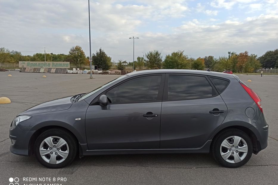 Продам Hyundai i30  2011 года в Днепре