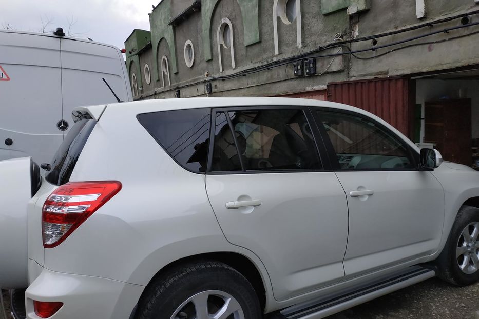 Продам Toyota Rav 4 2010 года в г. Славянск, Донецкая область