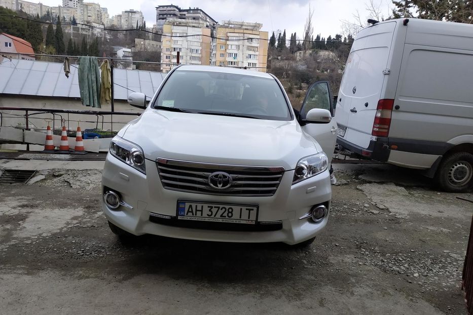 Продам Toyota Rav 4 2010 года в г. Славянск, Донецкая область