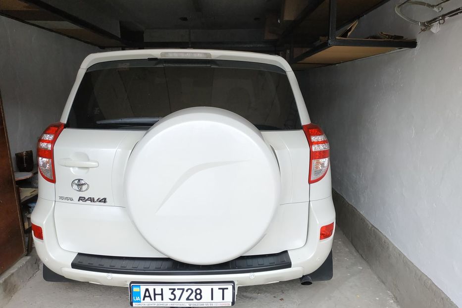 Продам Toyota Rav 4 2010 года в г. Славянск, Донецкая область