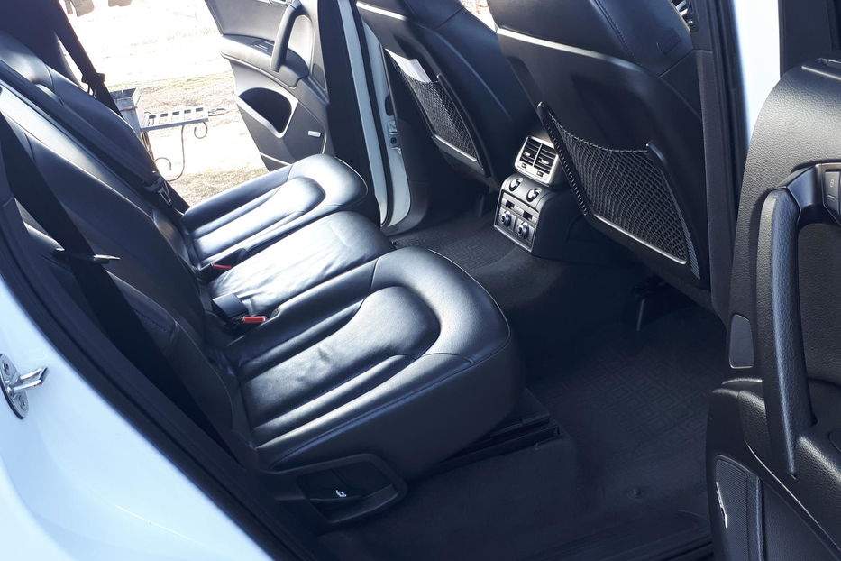 Продам Audi Q7 S Iine Prestige 2014 года в г. Новомосковск, Днепропетровская область