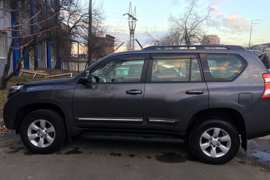 Продам Toyota Land Cruiser Prado 150 2016 года в Киеве