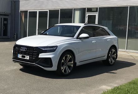 Продам Audi Q8 2019 года в Киеве