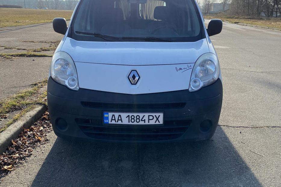 Продам Renault Kangoo пасс. 2009 года в Киеве