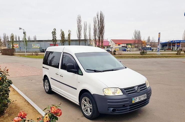 Продам Volkswagen Caddy пасс. 2009 года в г. Каховка, Херсонская область