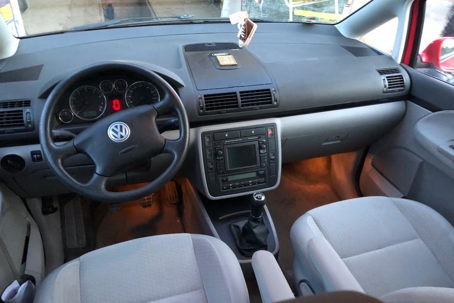 Продам Volkswagen Sharan 2004 года в г. Могилев-Подольский, Винницкая область