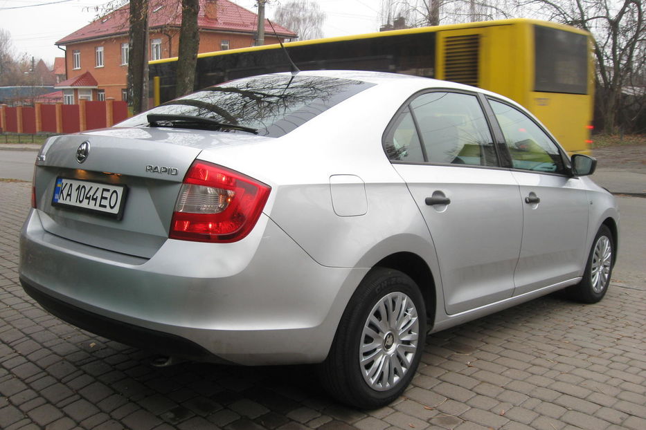 Продам Skoda Rapid Diesel 2014 года в Киеве