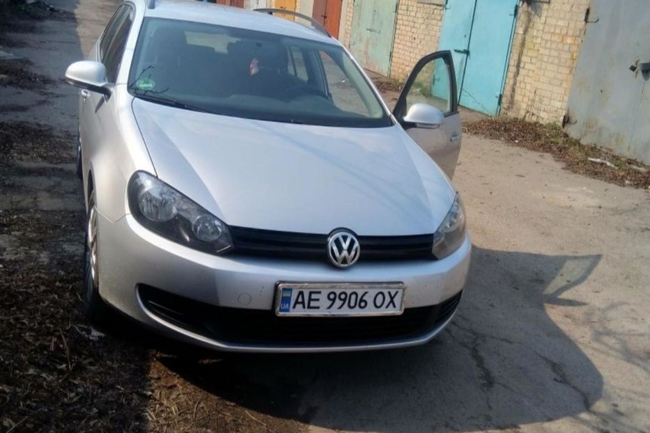 Продам Volkswagen Golf  VI 2010 года в г. Кривой Рог, Днепропетровская область