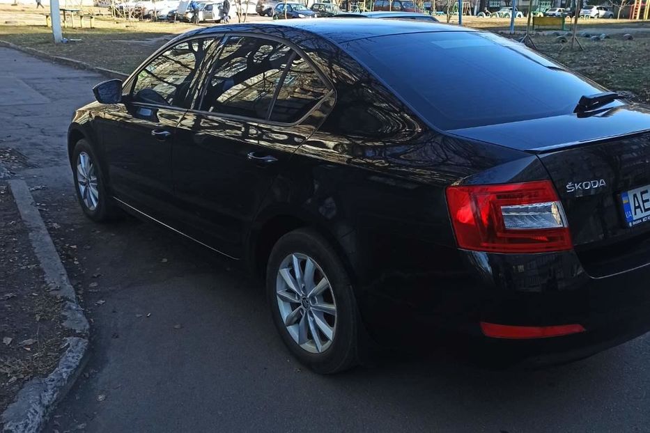 Продам Skoda Octavia A7 2013 года в г. Першотравенск, Днепропетровская область