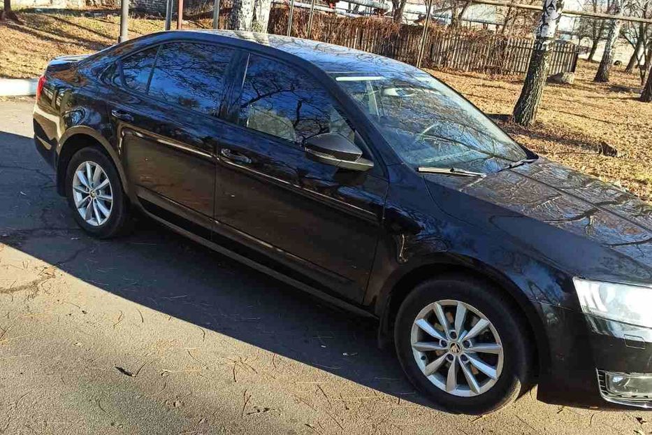 Продам Skoda Octavia A7 2013 года в г. Першотравенск, Днепропетровская область