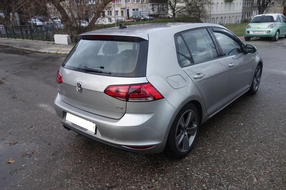 Продам Volkswagen Golf VII TSI 2015 года в Киеве