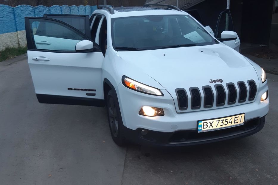 Продам Jeep Cherokee 2016 года в Хмельницком