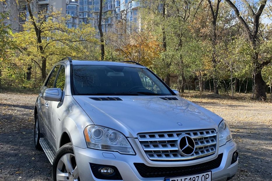 Продам Mercedes-Benz ML 350 2009 года в Одессе