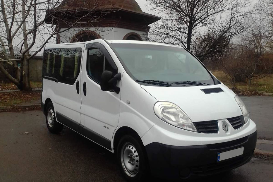 Продам Renault Trafic пасс. 2012 года в Киеве