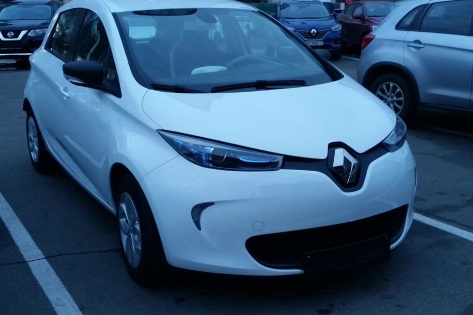 Продам Renault Zoe 41KW 2018 года в Киеве