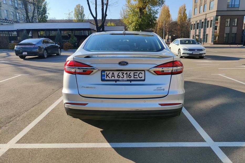 Продам Ford Fusion SE 2019 года в Киеве