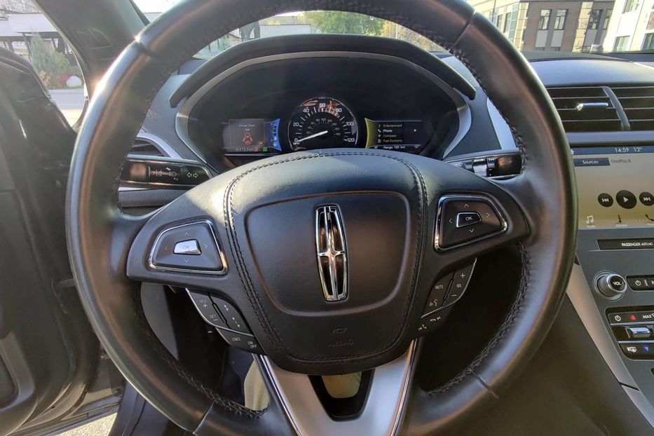Продам Lincoln MKZ Hybrid 2019 года в Киеве