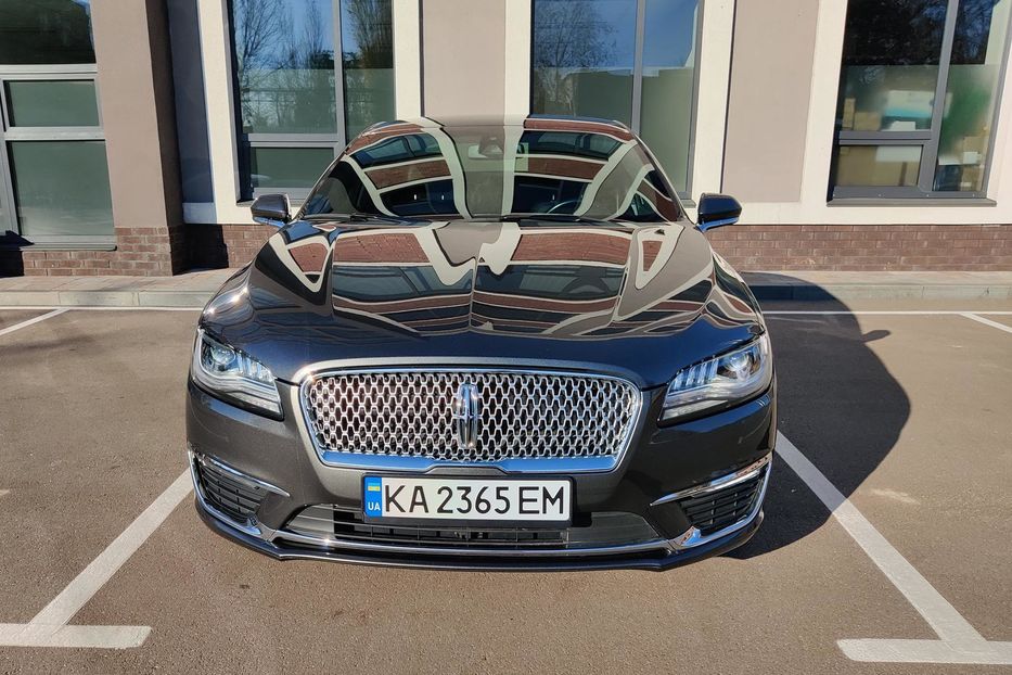 Продам Lincoln MKZ Hybrid 2019 года в Киеве