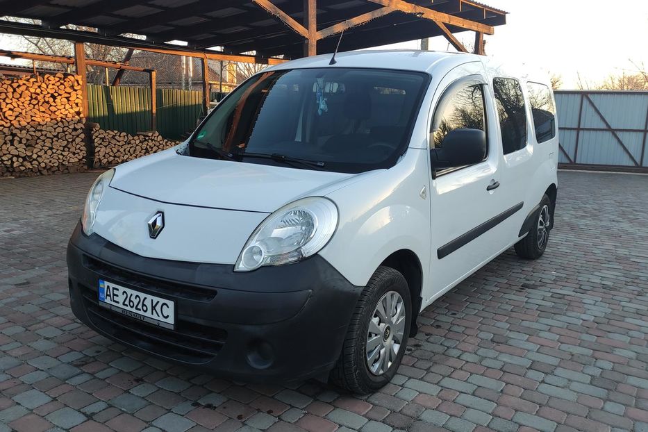 Продам Renault Kangoo пасс. Макси 2011 года в Днепре