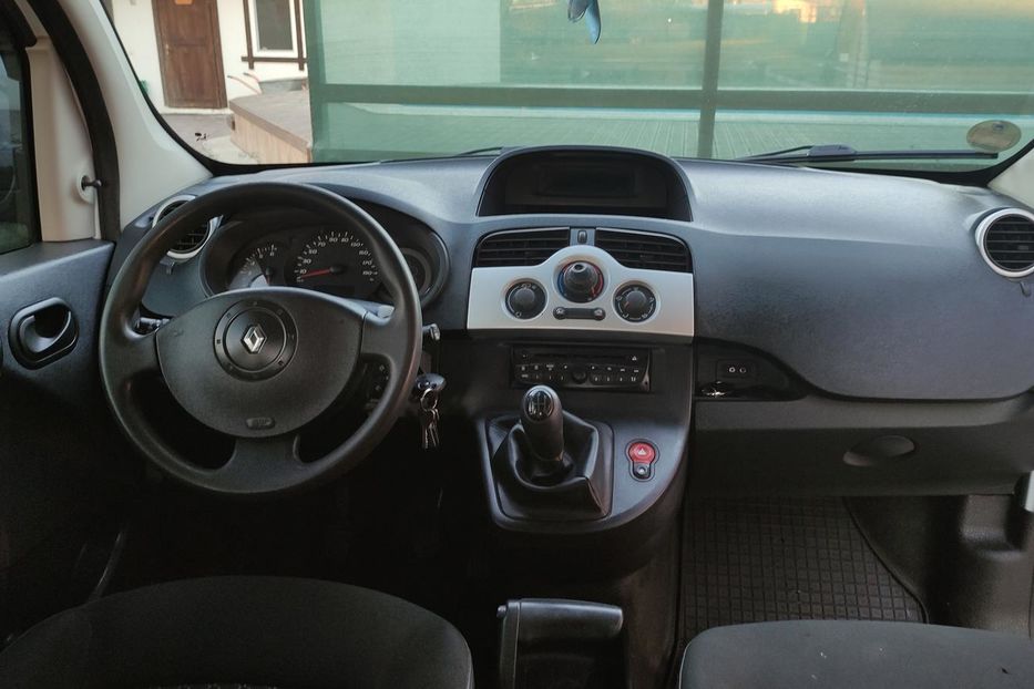 Продам Renault Kangoo пасс. Макси 2011 года в Днепре