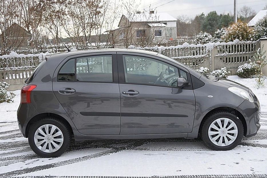 Продам Toyota Yaris 2008 года в Львове