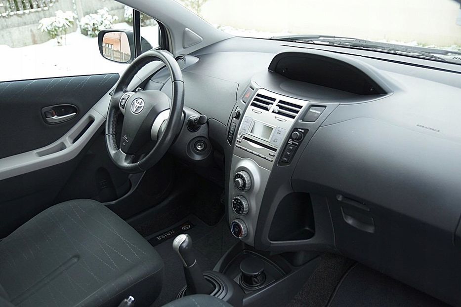 Продам Toyota Yaris 2008 года в Львове