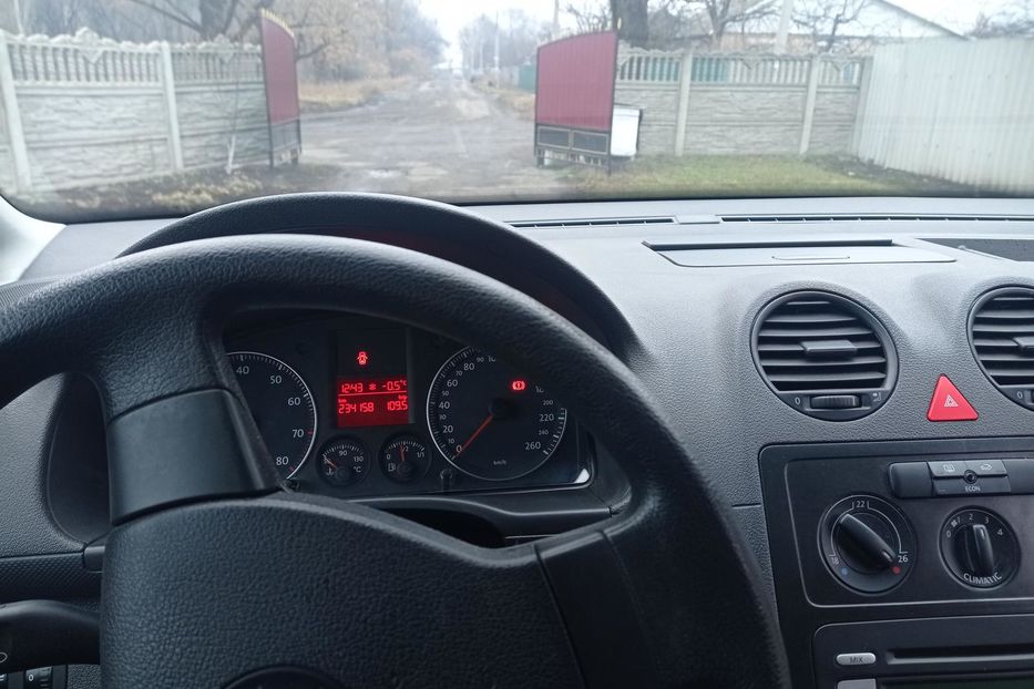 Продам Volkswagen Caddy пасс. 2006 года в г. Доброполье, Донецкая область