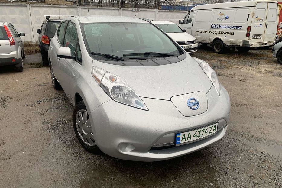 Продам Nissan Leaf 2014 года в Киеве