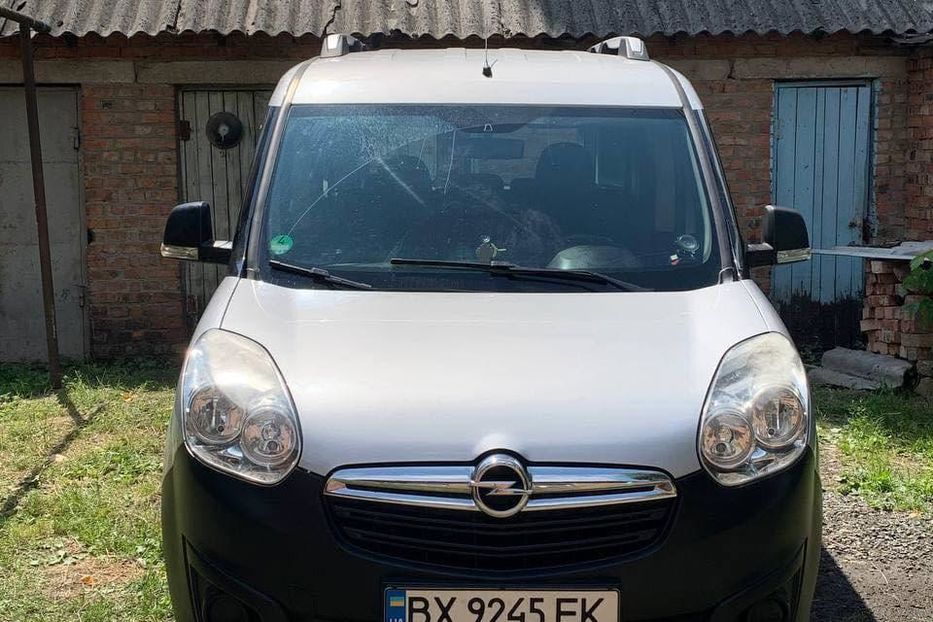 Продам Opel Combo пасс. 2012 года в Хмельницком