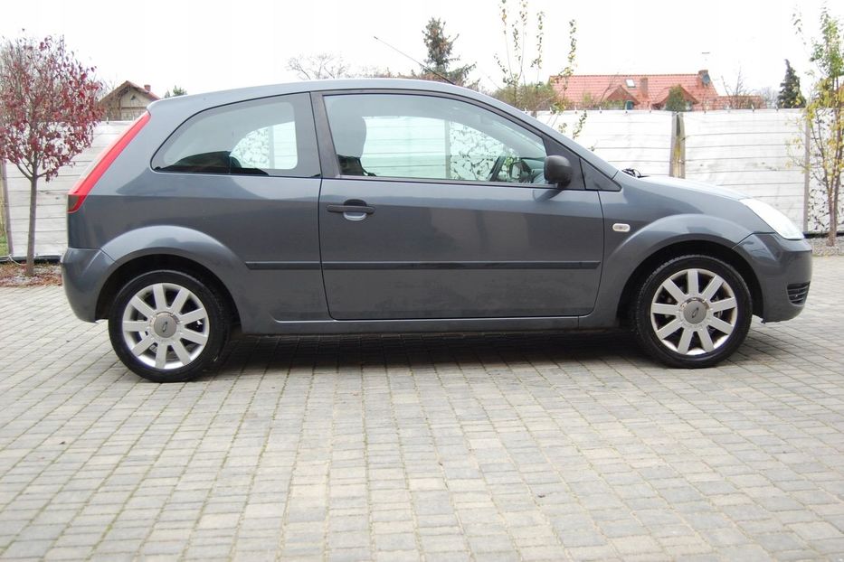 Продам Ford Fiesta 2005 года в Луцке