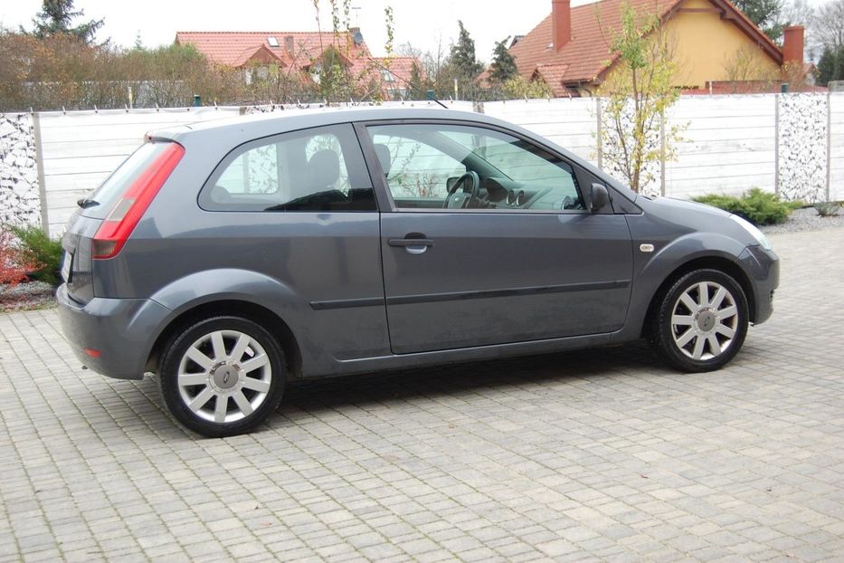 Продам Ford Fiesta 2005 года в Луцке