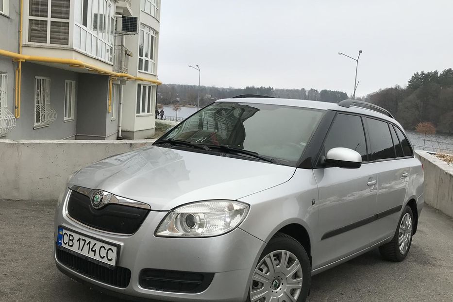 Продам Skoda Fabia Рестайлинг 1.4 TDI BMS  2010 года в Чернигове