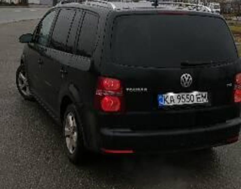 Продам Volkswagen Touran 2006 года в Киеве