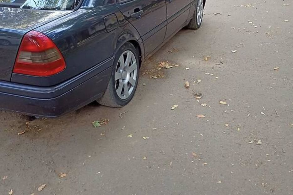 Продам Mercedes-Benz C-Class 1997 года в Одессе