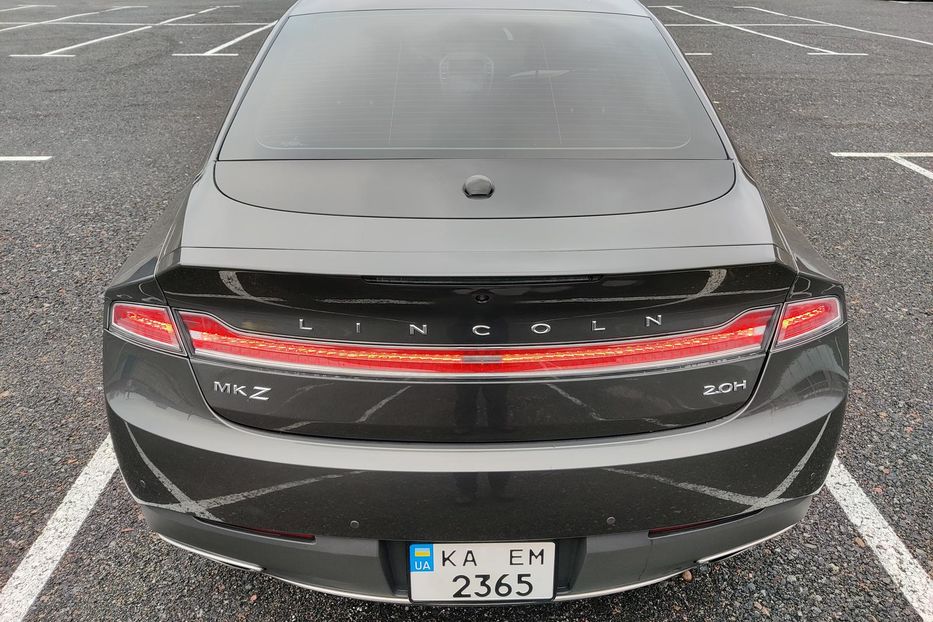 Продам Lincoln MKZ Hybrid 2019 года в Киеве