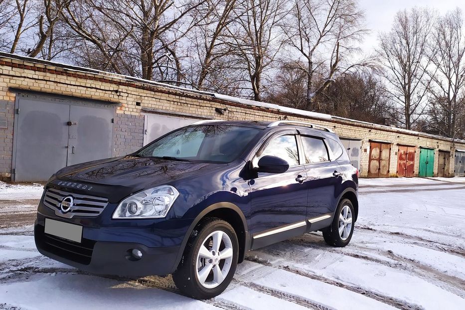 Продам Nissan Qashqai+2 1. 6i. 2WD  2009 года в Чернигове