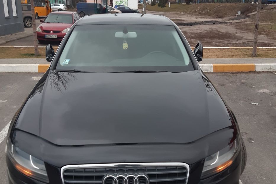 Продам Audi A4 2010 года в Киеве