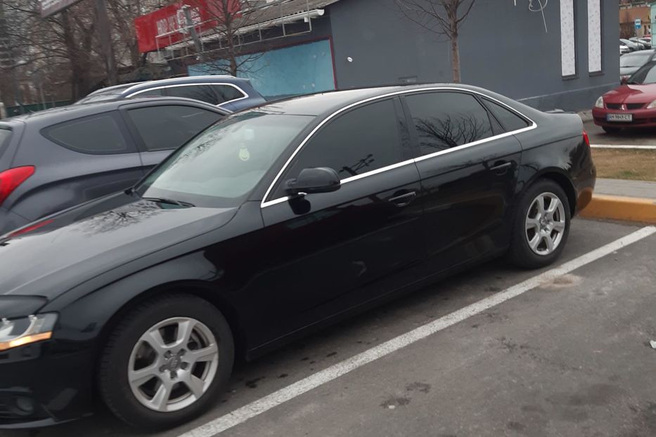 Продам Audi A4 2010 года в Киеве