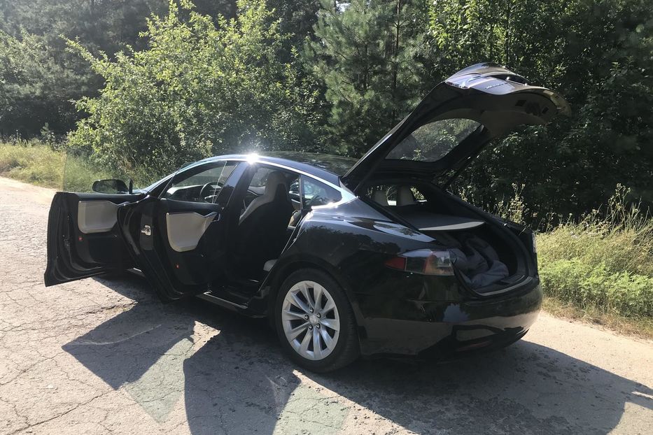 Продам Tesla Model S 70D 2016 года в Киеве