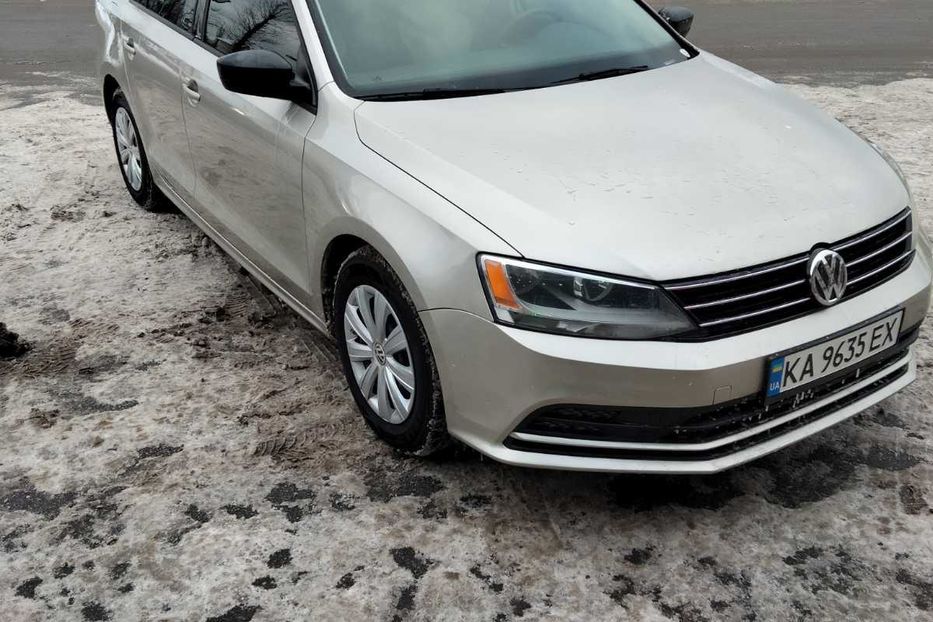 Продам Volkswagen Jetta 2015 года в Киеве