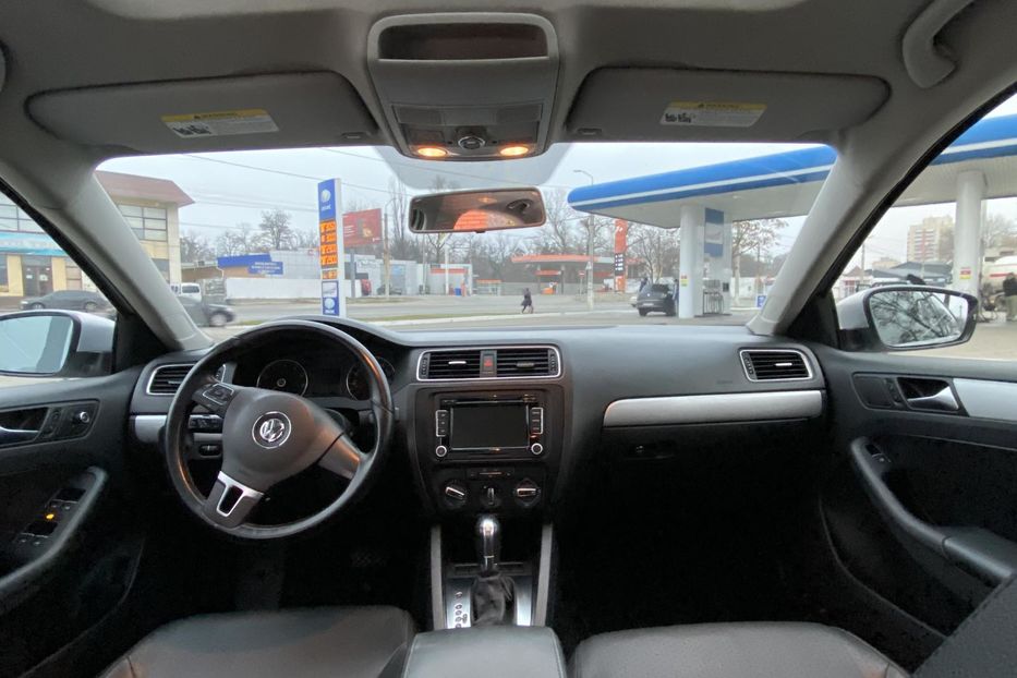 Продам Volkswagen Jetta SE 2012 года в Днепре